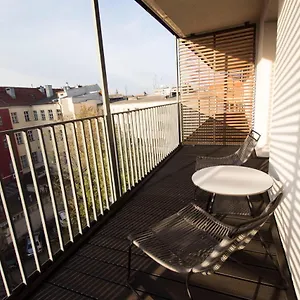 https://happy-apartments-trakt-kupiecki.hotelswroclaw.com