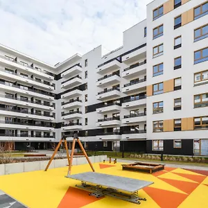 M&r Apartament: Premium Airport With Self Check-in Warsaw